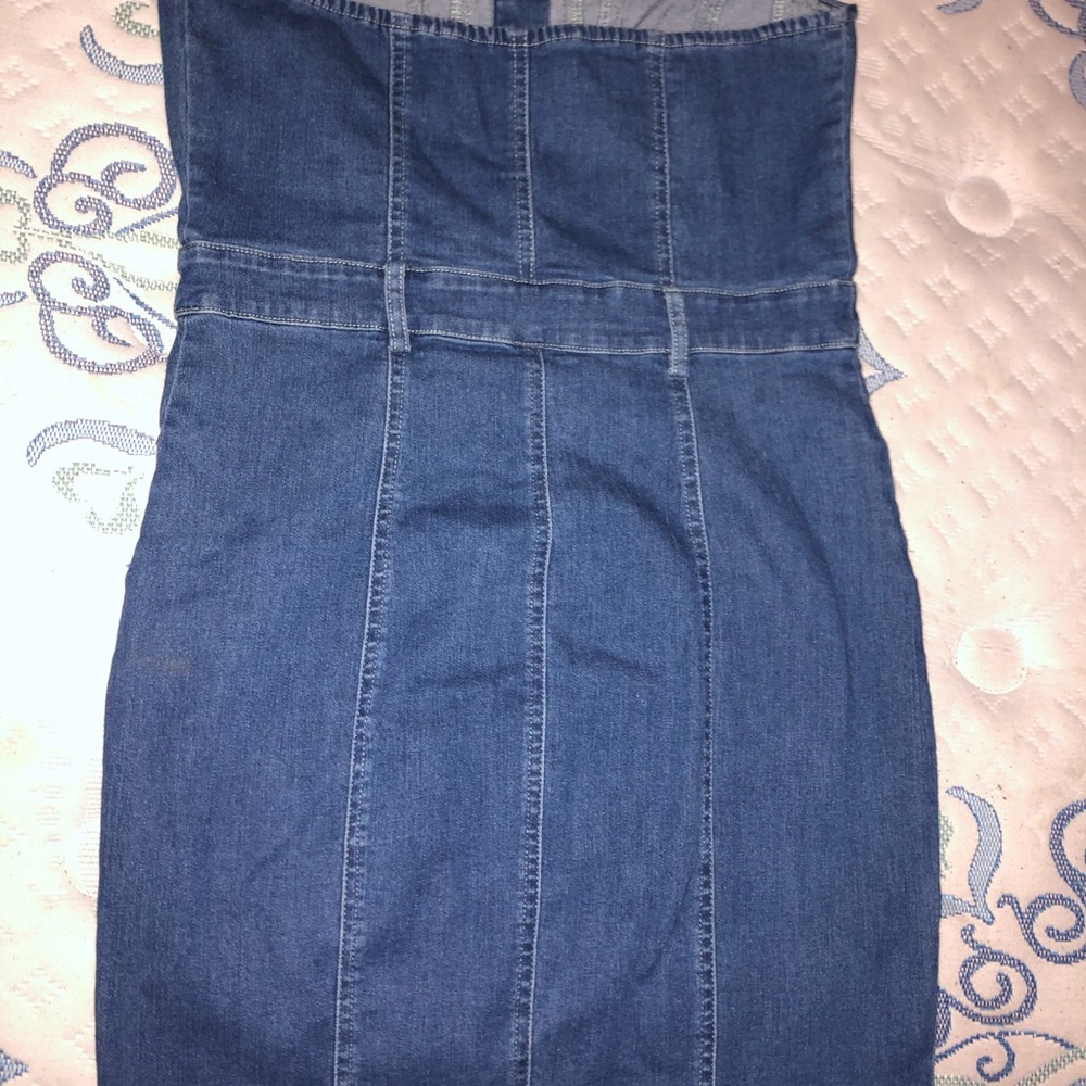 Dress - Picture 2 of 2